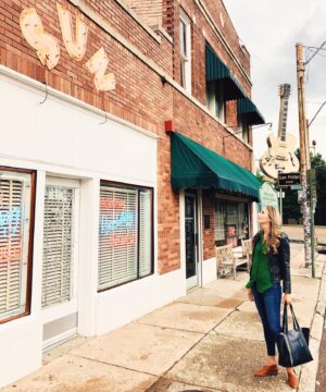 Danielle Demski Instagram - “Truth is like the sun. You can shut it out for a time, but it ain’t going away.”~Elvis☀️
.
We made a stop at Sun Studio in Memphis where Elvis Presley recorded his very first album. What a cool piece of history…I can almost hear him now!🥰🎶📀
And, naturally, no trip to Memphis would be complete without some BBQ from Charlie Vergos’ Rendesvouz…Deeee-licious!😋
.
.
.
.
.
#tvcommercial #sunstudio #elvis #roadtrip #memphis #actor #setlife #letsgoplaces #behidthescenes #bts #coupleswhoworktogether #usaroadtrip #toyota