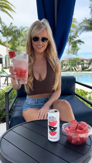 Danielle Moinet Instagram - It’s 5 o’clock somewhere all summer long with @onceuponacoconut new flavor WATERMELON 🍉 Give this drink a try for a refreshing twist!

2.5 oz @onceuponacoconut Watermelon 
1 oz watermelon juice 
1.5 oz vodka 
soda water to top!