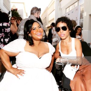 Danielle Perez Instagram - it’s giving Glinda 🌈✨💕

I had an incredible time presenting at the @disabilityfilmchallenge Awards Ceremony at @sonypictures 🏆 it was an honor to be surrounded by so much disabled talent. Thank you @nicnovicki for all the work that you do to create opportunities and jobs for us. I love being part of the disabled community and am thankful for this night to celebrate all that we have to offer the entertainment industry 💗

✨ styling @meaghanpoconnor @fashion_finds @patcrowley 
👗 @eloquii
