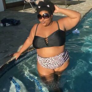 Danielle Perez Instagram - Happy Indepen-Dulcé!!!🎉🎂🥂🙌🏾 I love you @dulcesloan ❤️ can’t wait to hug and celebrate you soon sister