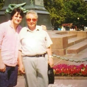Danila Kozlovsky Instagram - На фото мой Папа. Ему сегодня исполнилось 76! С днём рождения, родной, чудесный человек! С тобой дико интересно и смешно. Я тебя очень люблю!
