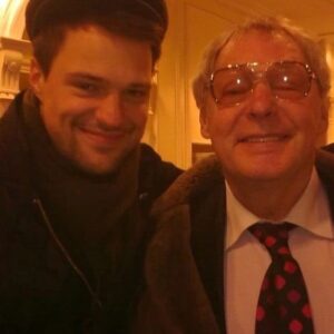 Danila Kozlovsky Instagram - На фото мой Папа. Ему сегодня исполнилось 76! С днём рождения, родной, чудесный человек! С тобой дико интересно и смешно. Я тебя очень люблю!