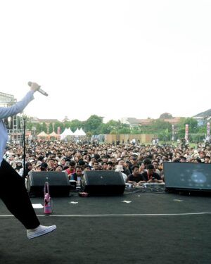 Danilla Riyadi Instagram - Kemarin sore di Jogja, terima kasih yaaaa! 😚