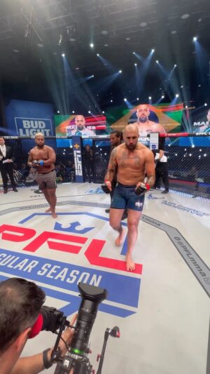 Danilo Marques Instagram - @danilo_marquesc earns 3️⃣points winning via unanimous decision(30-27, 30-27, 29-28) 

#PFLRegularSeason LIVE NOW
🇺🇸 ESPN 