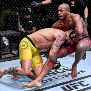 Danilo Marques Instagram - Take down 🤼 🤼