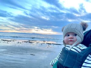 Danny Elfman Instagram - The Elf-Gang takes an Xmas morning beach walk
