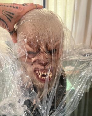 Danny Elfman Instagram - With George and the gang in a real-deal monsterland @immortalmasks to do a face scan for a crazy toy we’re working on. Great people. Great place brought me back to my beloved Monsterous childhood. Happy Halloween (almost) everyone!

3/3 

#monsters #horror #HappyHalloween #immortalmasks