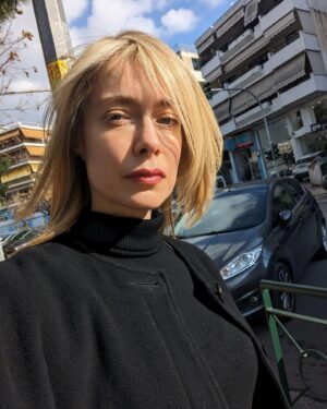 Danny Giannakopoulou Instagram - Back to usual!
Blonde again.
.
.
#blond #blondehair #hairstyle #change