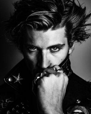 Danny Griffin Instagram - Am I dreaming? 
An Absolute pleasure to shoot with you @damon_baker 🤍🖤