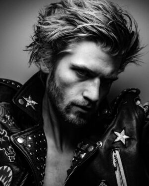 Danny Griffin Instagram - Am I dreaming? 
An Absolute pleasure to shoot with you @damon_baker 🤍🖤