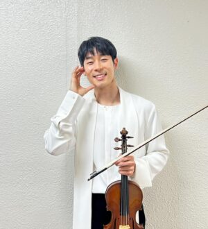 Danny Koo Instagram - A wonderful two concerts with Maestro @woong__cha and the @kbssymphonyorchestra 💙🙏