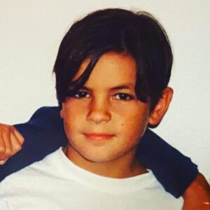 Danny Masterson Instagram - Go Jordy it’s ur bday we gonna social distance like it’s ur bday.... happy bday kiddo. U look great for 34. @jordyofantastico #jordanmasterson