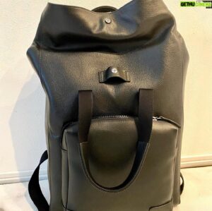 Dante Carver Instagram - @furla Thanks So Much For This! Love It!! Light, Stylish, Simple & Sleek. Plenty Of Room For Essentials. 軽くてスタイリッシュ、シンプルでなめらかな。 あなたの必需品のための十分な部屋。 #furla #furlamantravel #オススメ#フルラ