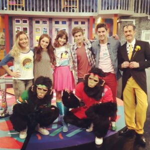 Dany Martins Instagram - Esto quiere decir que en cualquier momento nos visitarán @carolinakopelioff y @agusbernasconi07 a #pijamaparty #NadaEso por @disneychannel_la Estén atentos!
