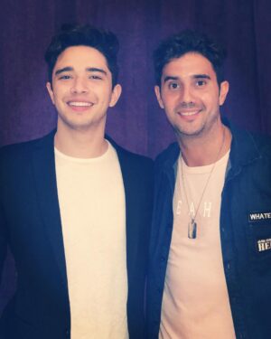 Dany Martins Instagram - Y nos cruzamos con @julianserrano01 siempre arriba de un escenario, en este caso, en el de @wearelights_ar El estará presente el 19 de Mayo en el festival! Nos vemos ahí! Siempre con buena onda! Grande July! #festival #wearelights #momentos 😉
