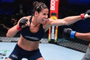 Danyelle Wolf Instagram - WARNING: punching people in the face pictures aren’t pretty 🤦🏻‍♀️ ;) HAPPY SATURDAY! Here’s to taking chances and doing what you love! #ufc #mma #takechances #crazyface