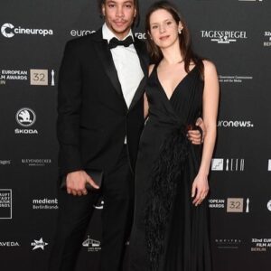 Daphné Patakia Instagram - European Film Awards @eurofilmawards ✨
Styled by @hugotoucas  @prada @delfinadelettrez @isabrulier