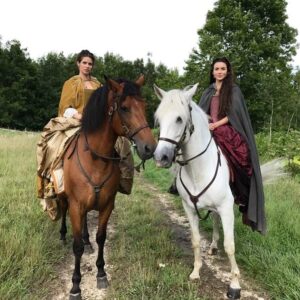 Daphné Patakia Instagram - #Versailles ce soir sur @canalplus ! #VersaillesSeason3