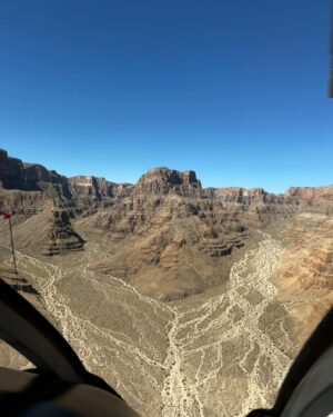 Daphne van Gerwen Instagram - Wat hebben wij vandaag een super mooie helikopter vlucht gehad! #grandcanyon