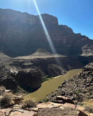 Daphne van Gerwen Instagram - Wat hebben wij vandaag een super mooie helikopter vlucht gehad! #grandcanyon