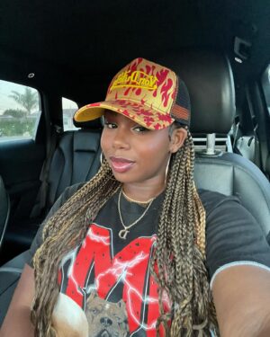 Daria Johns Instagram - Top Golf… Top This💥
•
•
#daria #dariajohns #pictures #vondutch #byanymeans #outfit #topgolf #explore #explorepage #jordans #blackgirl