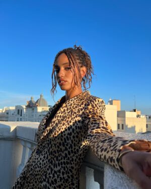 Dariam Coco Instagram - @diorbeauty @tousjewelry 🩵🐆
@dsquared2