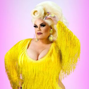 Darienne Lake Instagram - Finally, a picture where I’m not showing off my décolletage. Nah, I’m just playing. @johngramphotos @witchcoiffedwigs @sheezlovelee