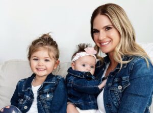 Darin Brooks Instagram - HAPPY MOTHER’s DAY to this little nugget on the right!!! Thank you for being the best mama 2 monkey’s and a dog could ever ask for!! I know it can be tough sometimes, but just know… I think you’re doing an AMAZING job!! 😁 Love you and all of our animals! #HappyMothersDay