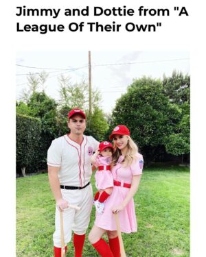 Darin Brooks Instagram - Thanks @huffpost for including us as #11 on unique ideas for couples’ costumes you HAVEN’T seen a million times this Halloween!!! 😁🎃

WHAT ARE YOU ALL GONNA BE??? 

Man, I LOVE Halloween!! Thinking of what we’re gonna be this year… hmmm…🤔🤔😂🤣😂🎃🎃🎃👻👻👻

22 Unique Couples Halloween Costumes You Haven't Seen A Million Times
Original costume ideas for you and your partner that are scary-good.
By: @kelseyborresen 

https://www.huffpost.com/entry/unique-couples-costumes-halloween_l_633b1fd3e4b02816452c963d?arb