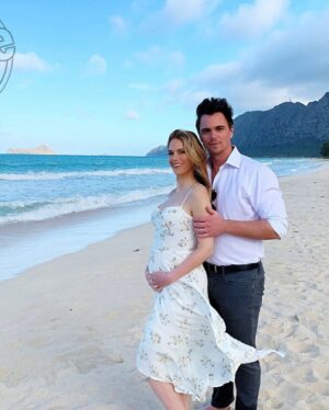 Darin Brooks Instagram - Happy Birthday to my fabulous wife!!! @kellylkruger Man, I can’t believe that it’s been 13 birthdays together! We’ve been through a TON!! And I wouldn’t change any of it… Thank you for giving me the 2 most beautiful, smart and funny children anyone could ever ask for!! You’re a great mom and becoming quite the chef! To many more!! Hope you get everything you wish for this next year! Love you!! ❤️😊🤙🎁🎉🥳 @madisoncharlesoils And now for an embarrassing photo dump of you 🤣😂🤣 You’re welcome!