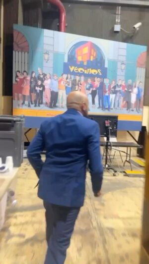 Darío Ripoll Instagram - #vecinos un programa hecho con pasión,Alegria y amor ❤️ 😜 #próximoestreno #serie #comedy #domingo19demarzo 7:30 pm @canalestrellas @vecinosoficial @televisa_espectaculos @televisa @televisadigital
