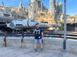 Darío Ripoll Instagram - Desde una galaxia muy ..muy lejana …les agradezco a todos sus felicitaciones !! 🙏 que la fuerza los acompañe ! ✌️😜#StarWars #orlando