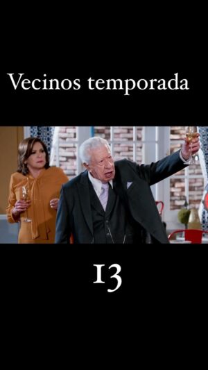 Darío Ripoll Instagram - Familia !! ..les comparto un adelanto de lo que verán en la nueva temporada de #vecinos ,este domingo 3 de julio 7:30 pm @canalestrellas  que se diviertan !! ✌️😎 #actor #actorlife #comedy #serie #televisa  #familia