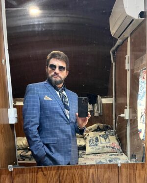 Darío Ripoll Instagram - Como las serpientes cambiando de piel ! 😎✌️#commingsoon #newproject #actorlife #actor #lifestyle #actorstyle