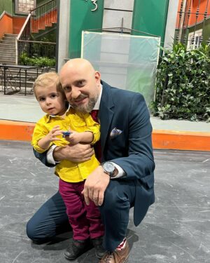Darío Ripoll Instagram - Padre e hijo ! … el reencuentro,#vecinos #2024 #actor @anders_mercado ❤️