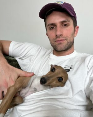 Dario Yazbek Bernal Instagram - Por otro año de perritos, selfies y viajes y mucho, mucho amor. 
Les quiero ❤️❤️❤️❤️