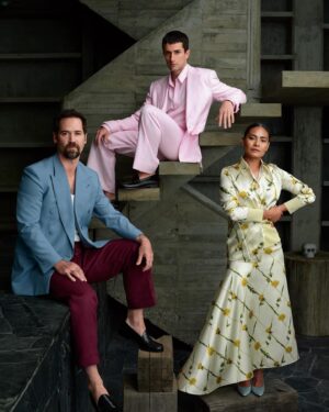 Dario Yazbek Bernal Instagram - Ya me entró nostalgia (el aguinaldo aún no) de este fotón que me tomó @chivexp para @voguemagazine con @manu_rulfo y @mabel__cadena