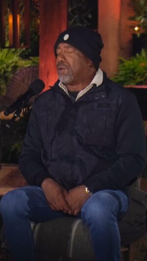 Darius Rucker Instagram - I didn't know I needed this #CMTCampfireSessions performance so 😍

@dariusrucker's full episode airs this Friday, Feb. 23 at 10/9c on CMT!