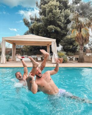 Darko Bozovic Instagram - Que les vacances commencent 🤣