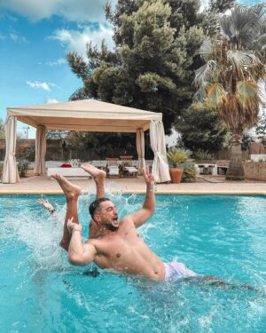 Darko Bozovic Instagram - Que les vacances commencent 🤣
