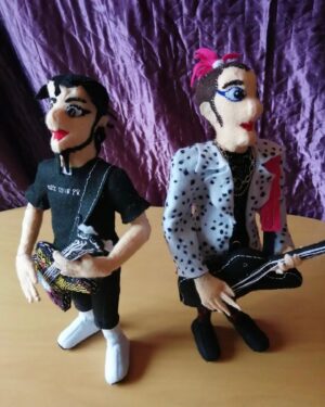 Daron Malakian Instagram - @riikkaskippari capturing my late 90s - early 00s essence in doll form. Very cool, always appreciate stuff like this from fans. 

#DaronMalakian #DMSOB #ScarsOnBroadway #SOAD #SystemOfADown