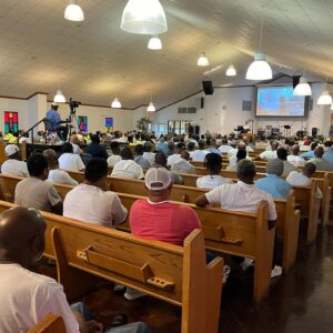 Darryl Strawberry Instagram - Doing Ministry yesterday with the Buffalo Bills Chaplain Len Vandenvos and his family and these players was pretty incredible at Angola prison. It truly was an impact day of faith and compassion in the lives of both the inmates and all of us being together bringing the hope of Jesus Christ. The dedication and love shown by Len and his family and the players was truly inspiring, as they shared their hope, joy to those who need it most. Together with all of us making a difference and spreading positivity within the walls of Angola prison, reminding us all of the power of redemption and the importance of second chances. God is so good. Blessed 🙏🏾✝️