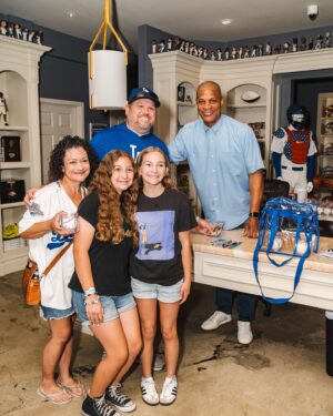 Darryl Strawberry Instagram - This past Tuesday was a blast at Legends’ Attic with Darryl Strawberry and Orel Hershiser! ✨⚾️ 🍓We hope you enjoyed the incredible stories and memories shared by these baseball legends! Thanks to everyone who joined us for this unforgettable event!🔥 #LegendsAttic #DarrylStrawberry #OrelHershiser