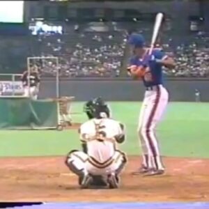 Darryl Strawberry Instagram - 💪🏾⚾️🔥