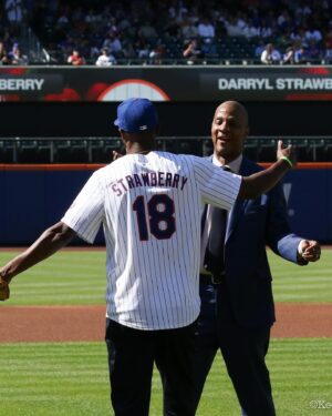 Darryl Strawberry Instagram - Happy birthday to my first born @dj_straw8 🎉🎉 Just wanted to say how proud I am of you for becoming the Man, Husband and Father that you are with your beautiful family! Enjoy yourself on this wonderful day! Love You Daddy 🍓🫶🏾