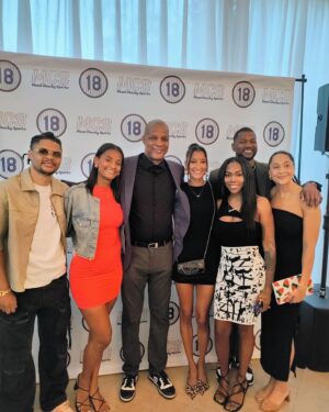 Darryl Strawberry Instagram - Happy birthday to my oldest beautiful daughter @diamond_strawberry 🎉🎉🎉🎉 May the good Lord continue to be with you each day.. We celebrate you on this very special day! Enjoy yourself with your family and friends. Proud of You! Love ya Daddy 🍓❤️