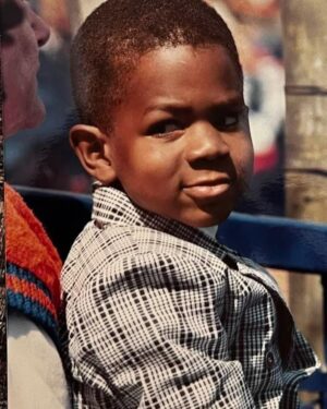 Darryl Strawberry Instagram - Happy birthday to my first born @dj_straw8 🎉🎉 Just wanted to say how proud I am of you for becoming the Man, Husband and Father that you are with your beautiful family! Enjoy yourself on this wonderful day! Love You Daddy 🍓🫶🏾