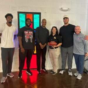 Darryl Strawberry Instagram - Doing Ministry yesterday with the Buffalo Bills Chaplain Len Vandenvos and his family and these players was pretty incredible at Angola prison. It truly was an impact day of faith and compassion in the lives of both the inmates and all of us being together bringing the hope of Jesus Christ. The dedication and love shown by Len and his family and the players was truly inspiring, as they shared their hope, joy to those who need it most. Together with all of us making a difference and spreading positivity within the walls of Angola prison, reminding us all of the power of redemption and the importance of second chances. God is so good. Blessed 🙏🏾✝️