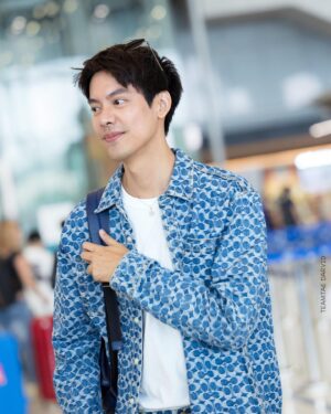 Darvid Kreepolrerk Instagram - ลงให้หมดไม่สนรูปใคร🤣 ขอบคุณเจ้าของภาพจ้า #thxpickub💗 @coach #CoachNY