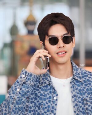 Darvid Kreepolrerk Instagram - ลงให้หมดไม่สนรูปใคร🤣 ขอบคุณเจ้าของภาพจ้า #thxpickub💗 @coach #CoachNY